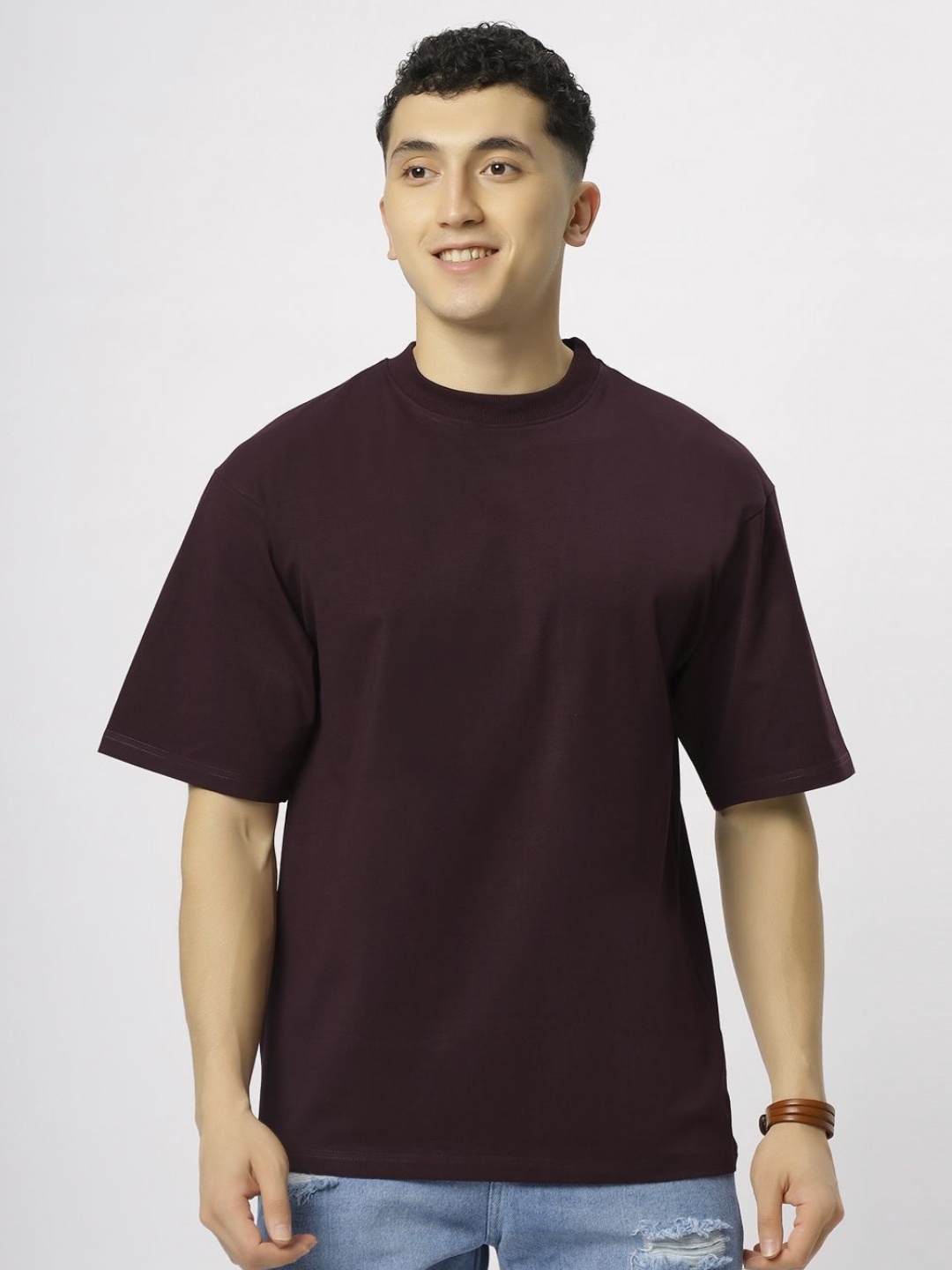 

N AND J Men Solid Round Neck Drop Shoulder Sleeves Oversized T-shirt, Violet