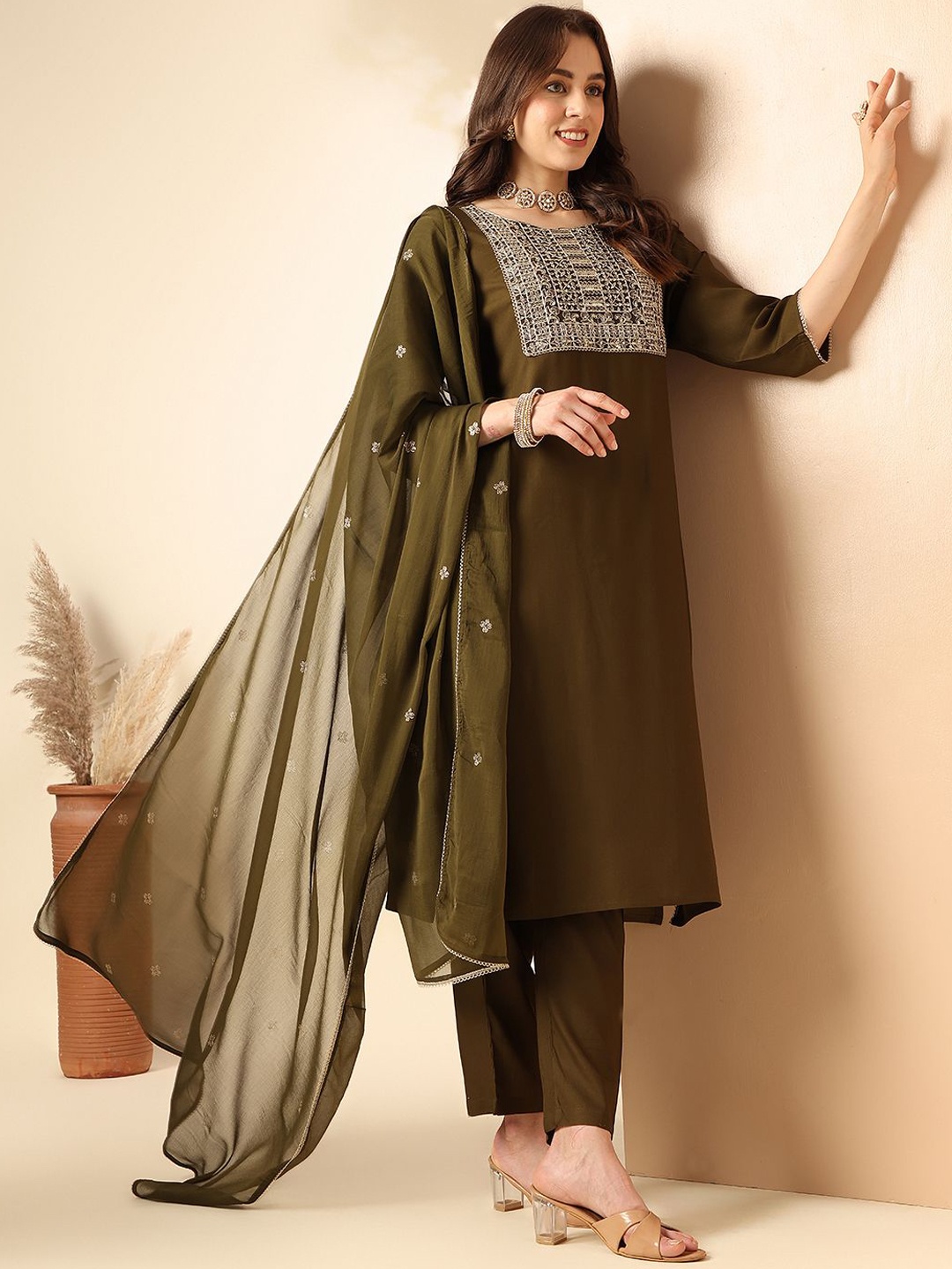 

Anouk Ethnic Motifs Yoke Design Regular Thread Work Straight Kurta With Trousers & Dupatta, Khaki