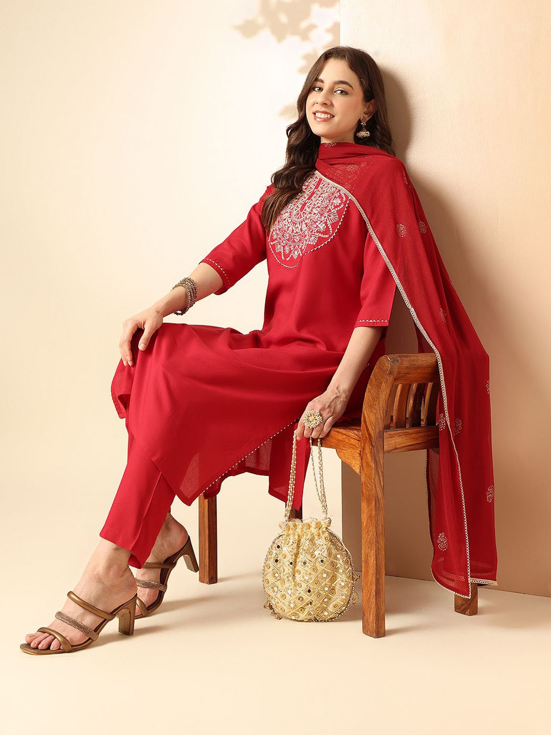 

Anouk Ethnic Motifs Yoke Design Sequinned Straight Kurta & Trousers With Dupatta, Maroon