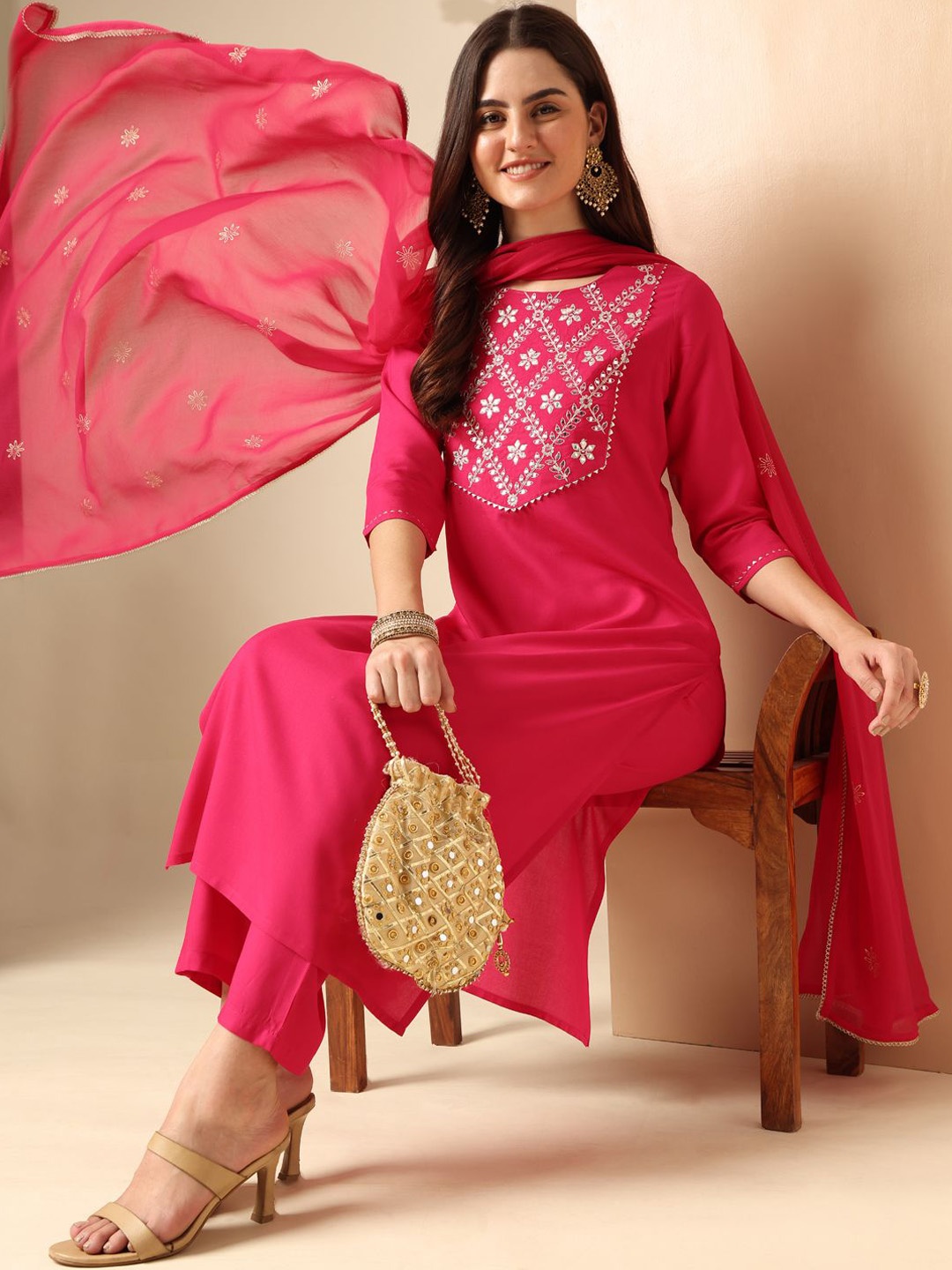

Anouk Ethnic Motifs Yoke Design Regular Mirror Work Kurta with Trousers & Dupatta, Fuchsia