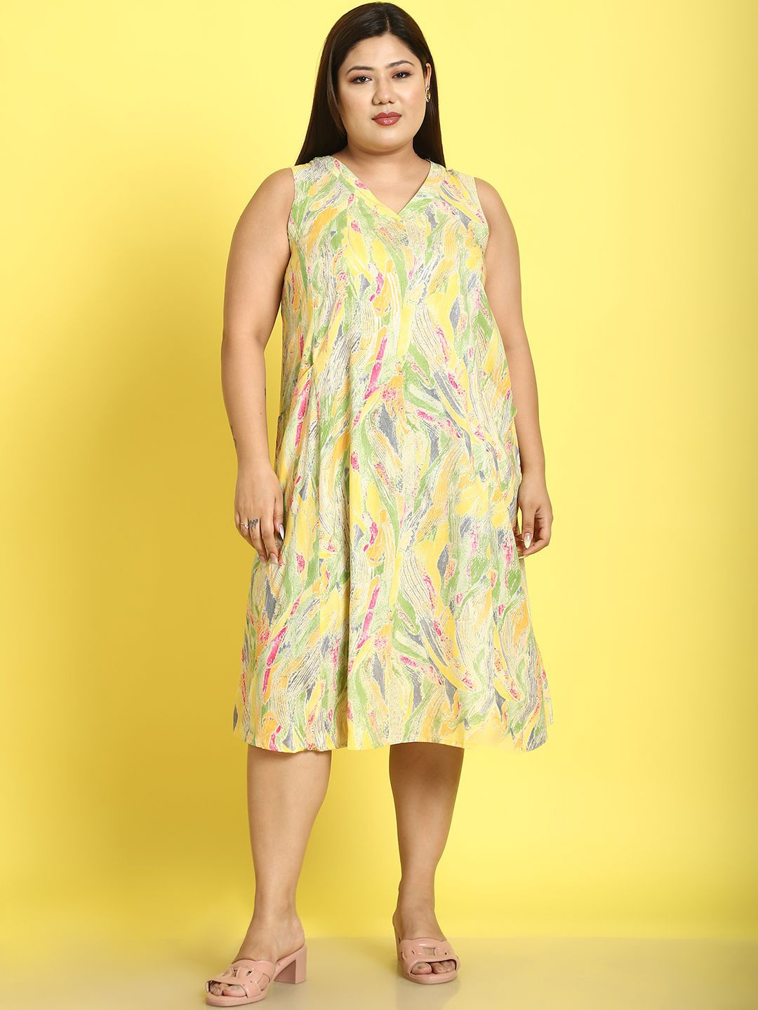 

theRebelinme Plus Size Floral Print A-Line Dress, Yellow