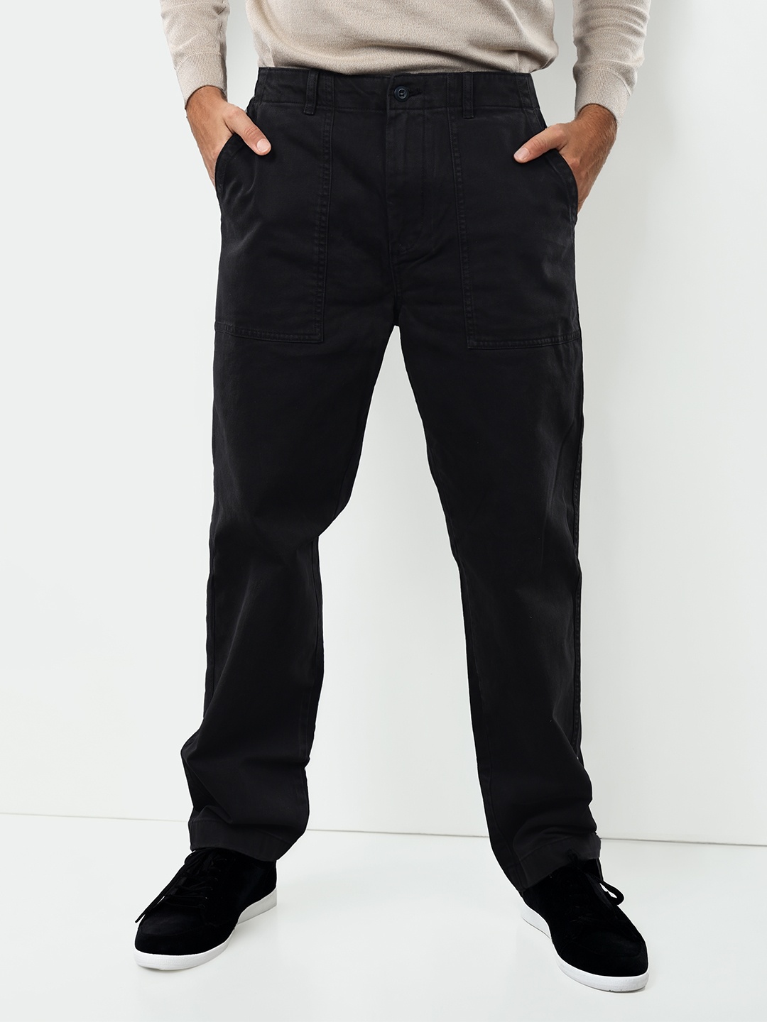 

Celio Men Mid-Rise Regular Fit Chinos Trousers, Black