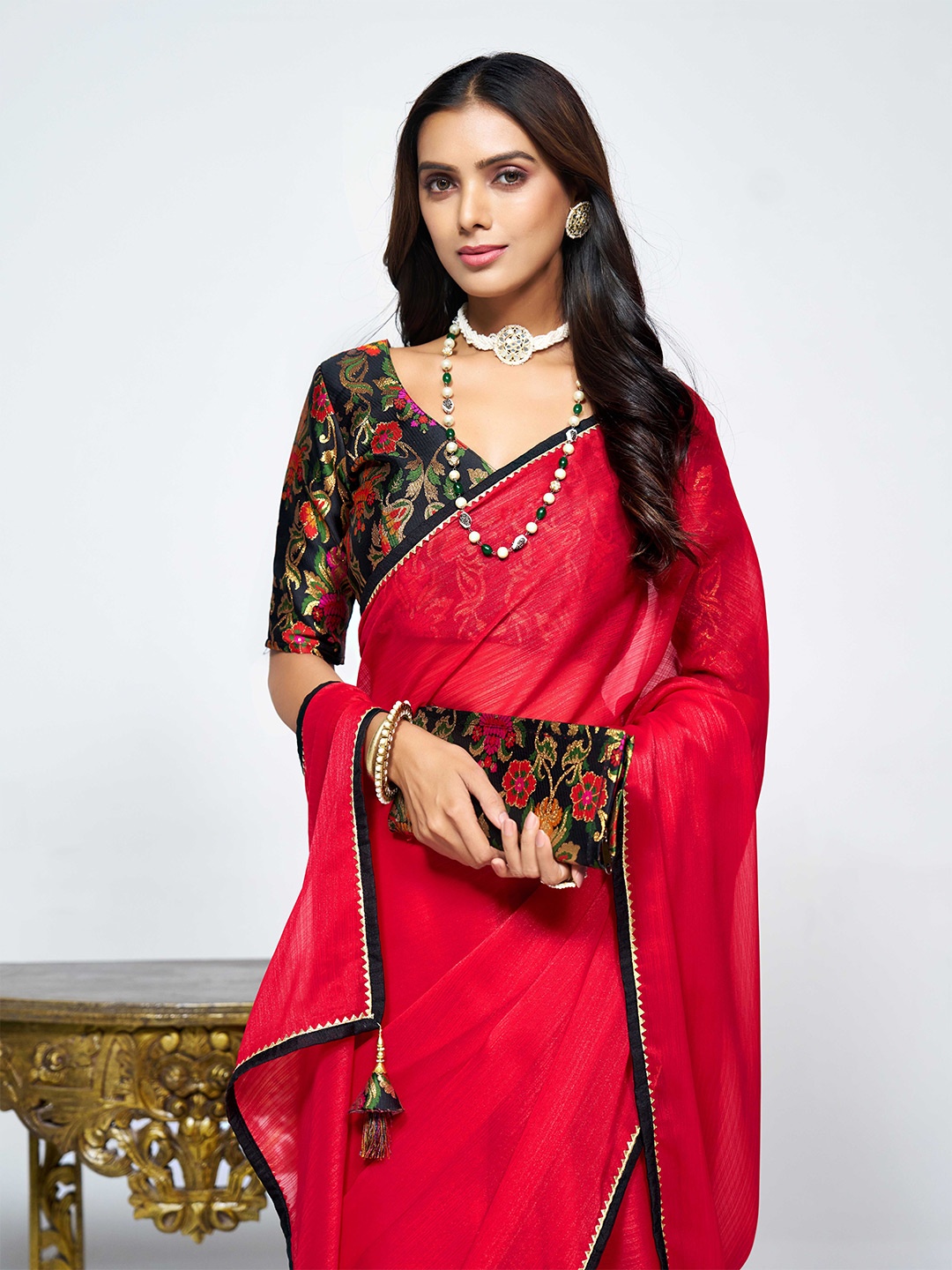 

Sangria Gotta Patti Pure Chiffon Saree, Red