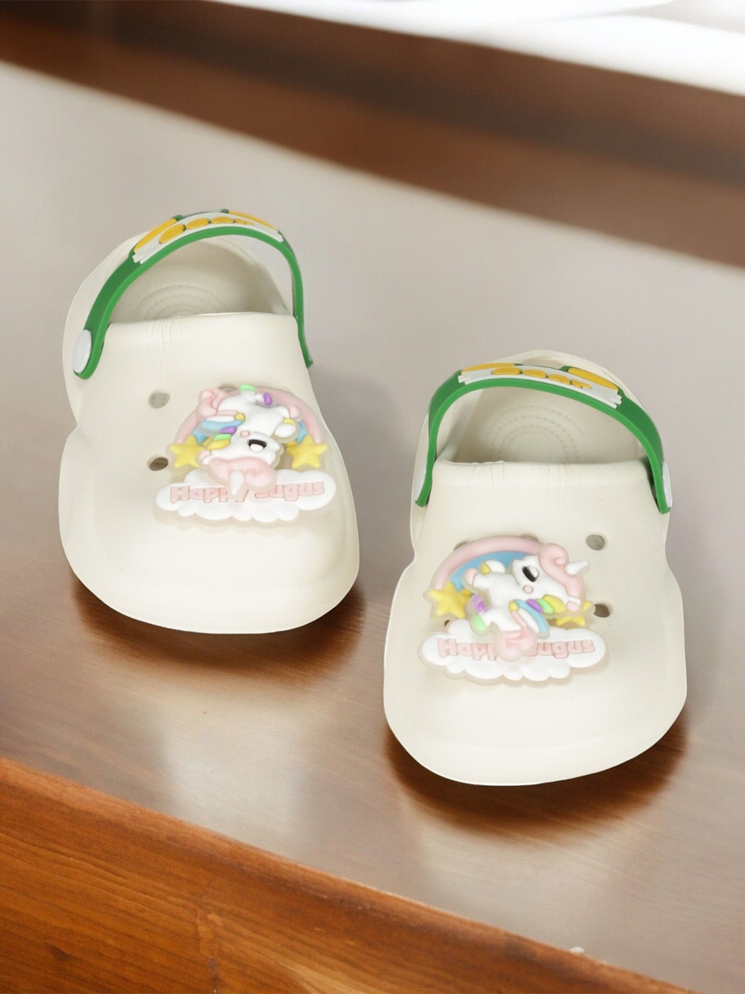 

Lil Lollipop Kids Unicorn Applique Anti-Slip Rubber Clogs, Cream