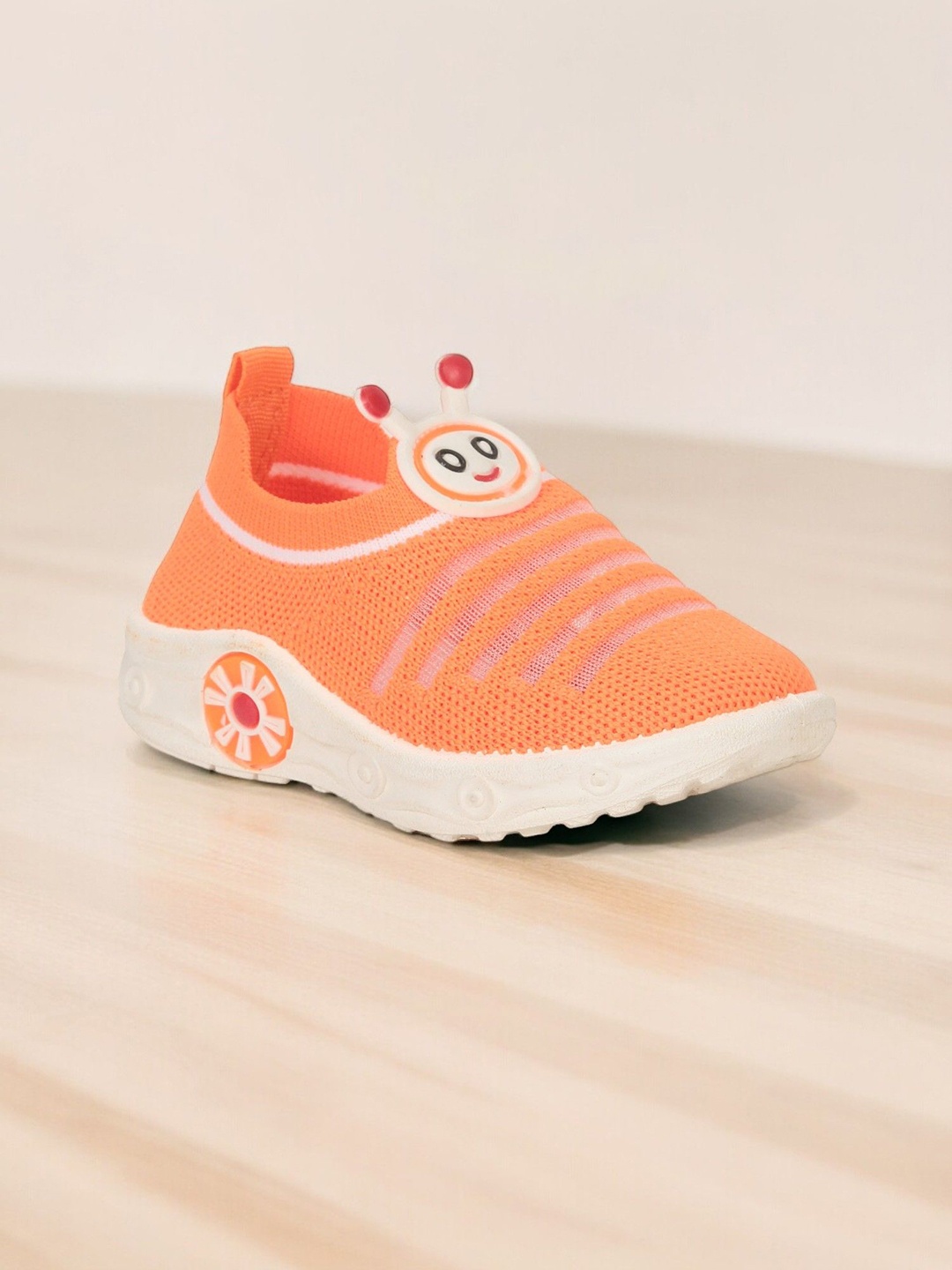 

Lil Lollipop Kids Round Toe Musical Chu Chu Sneakers, Orange