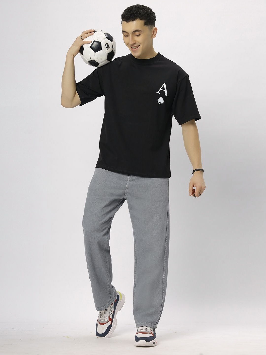 

N AND J Men Extended Sleeves Applique T-shirt, Black