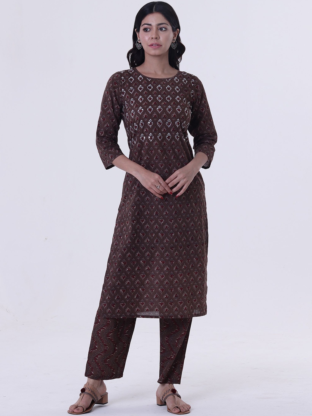 TJORI Floral Printed Regular Thread Work Pure Cotton Kurta Trousers, Green