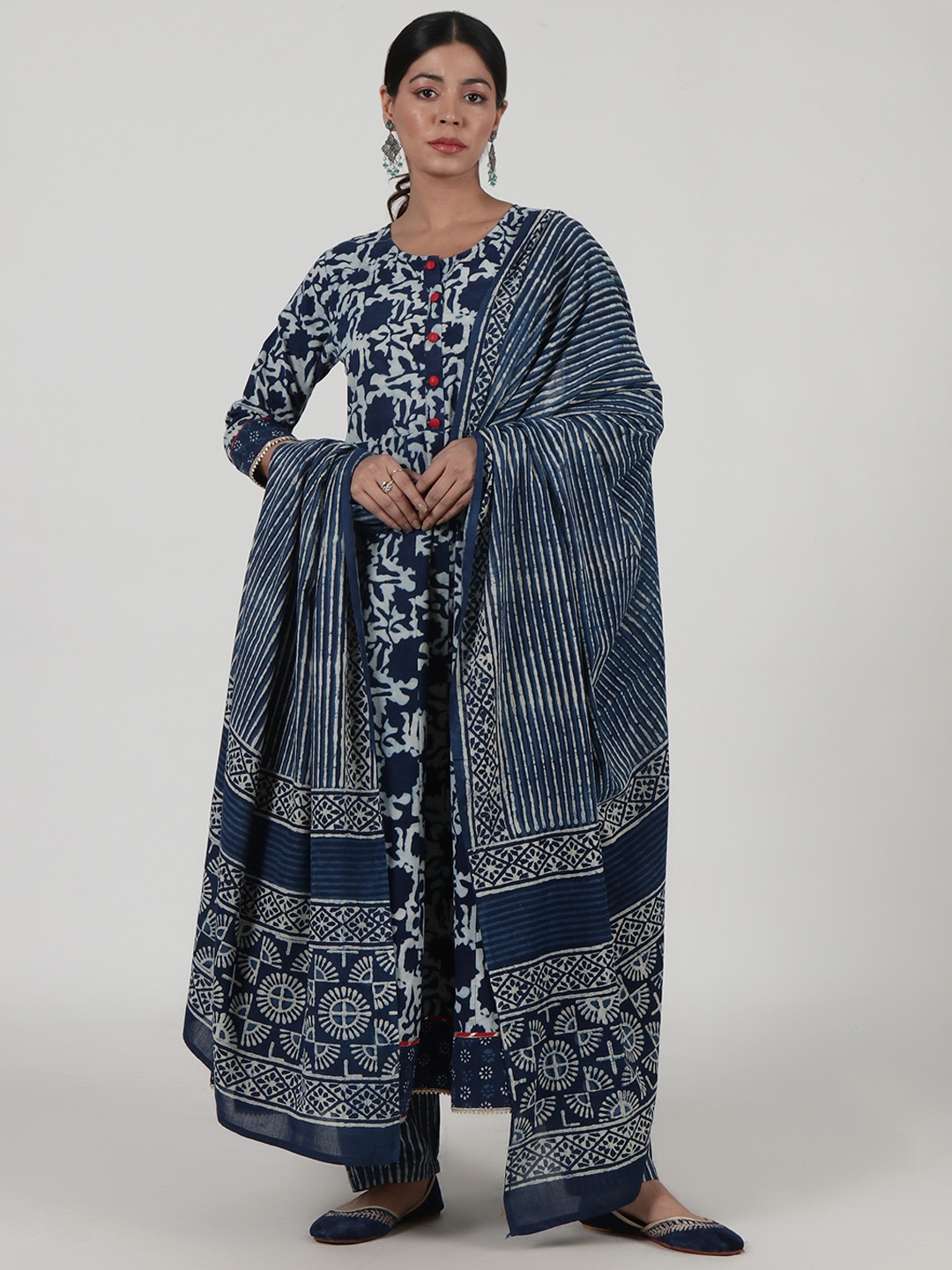 

TJORI Floral Printed Anarkali Pure Cotton Kurta with Trousers & With Dupatta, Blue