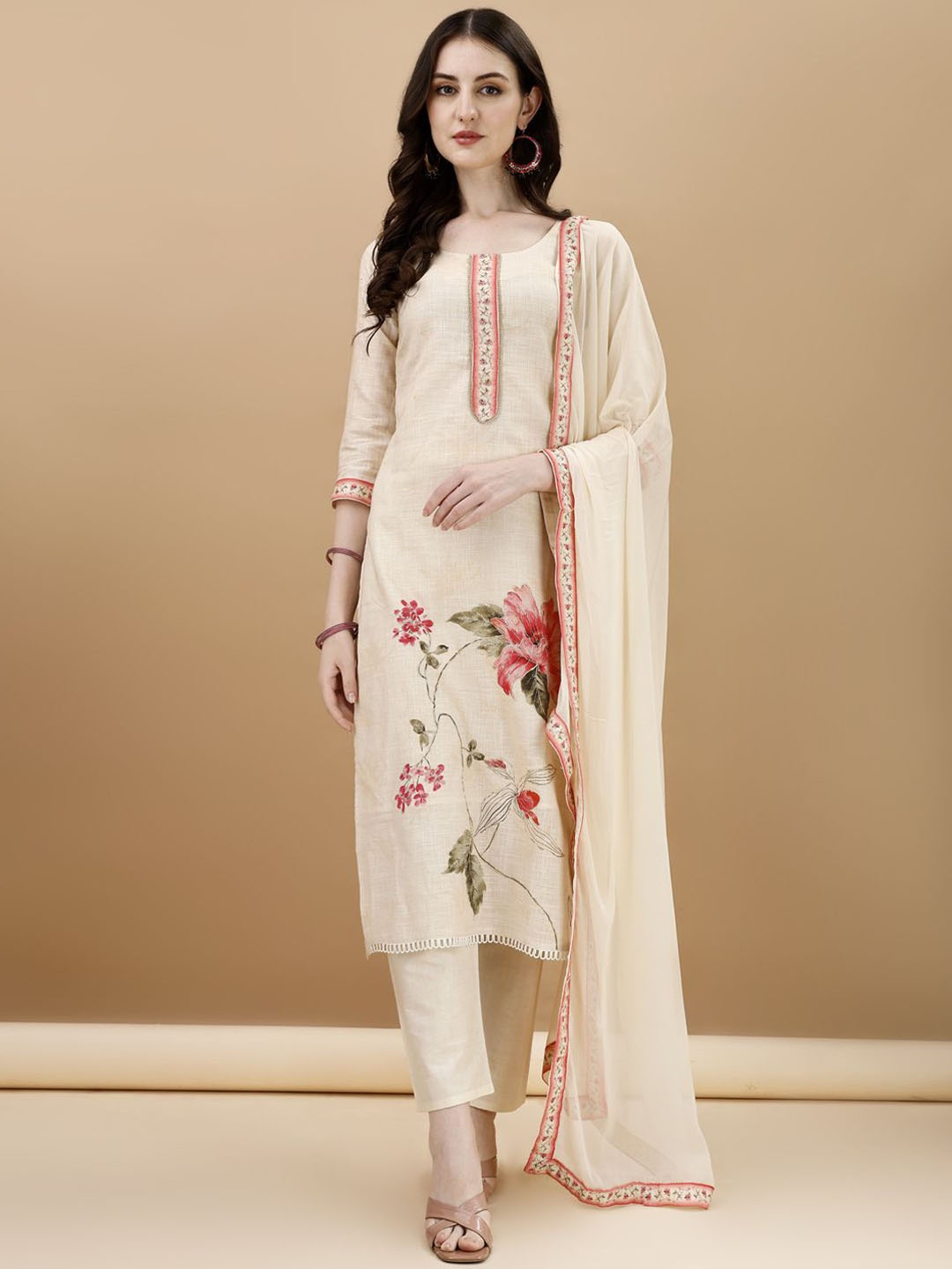 

SAPTRANGI Floral Printed Straight Kurta with Trousers & Dupatta, Beige