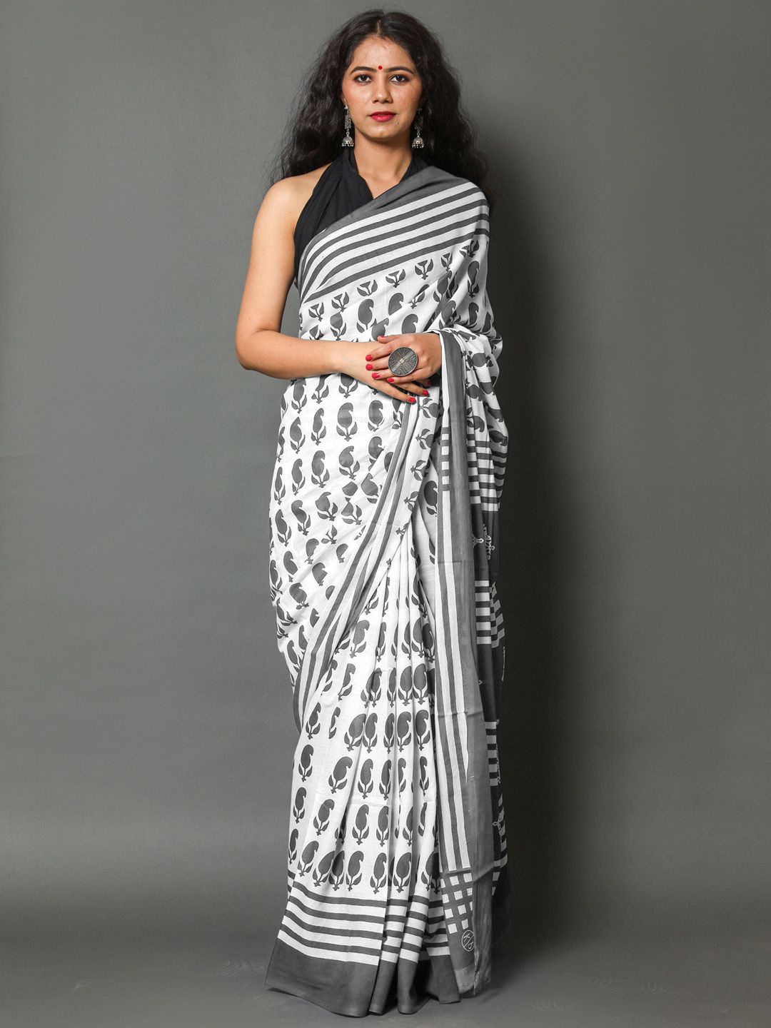

BUTA BUTI Paisley Pure Cotton Saree, Grey