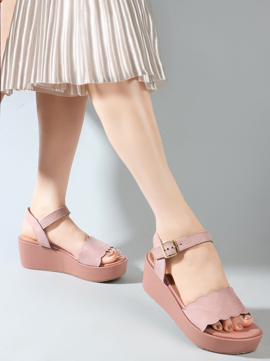 

Carlton London Open Toe Wedge Heels, Peach