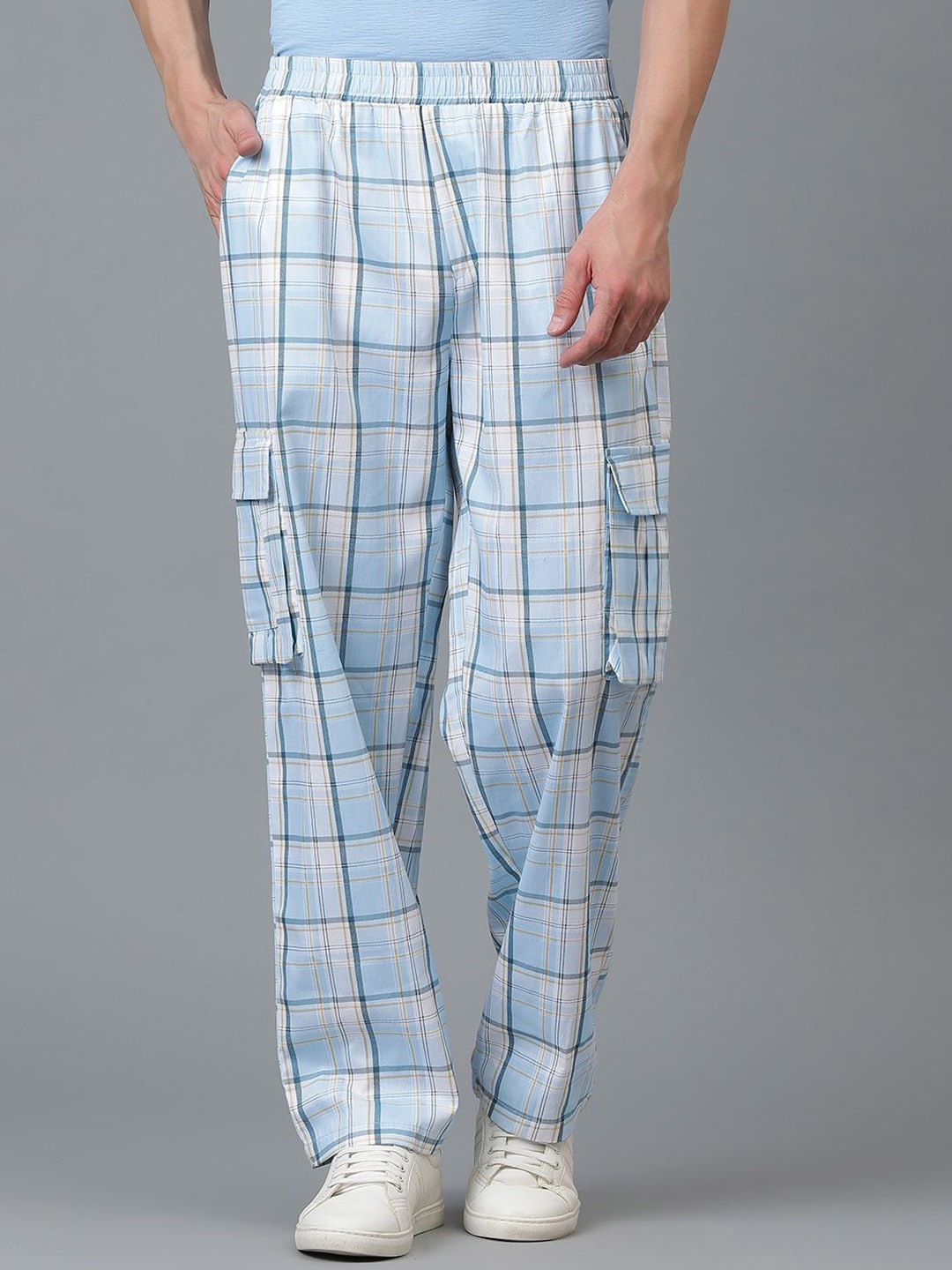 

Kotty Men Checked Relaxed Low-Rise Easy Wash Trousers, Multi
