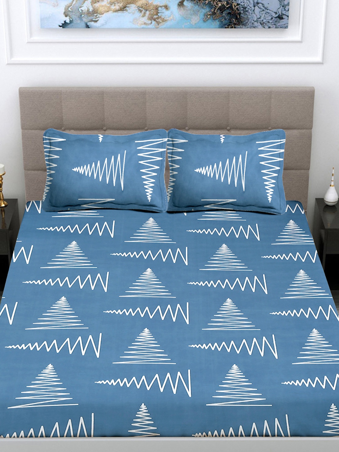 

FABINALIV Blue & White Geometric 300 TC Double King Bedsheet With 2 Pillow Covers