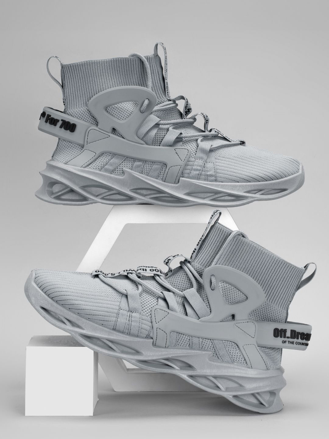 

RapidBox Men Round Toe Mesh Sneakers, Grey