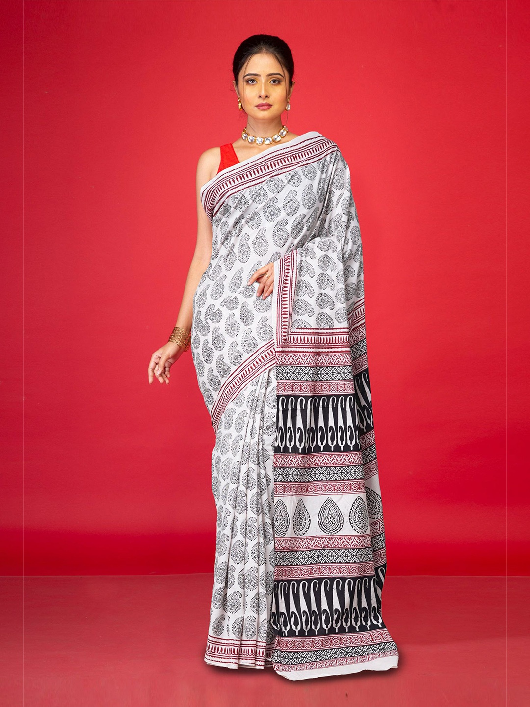 

Unnati Silks Bagh Pure Cotton Handloom Bagh Saree, Cream
