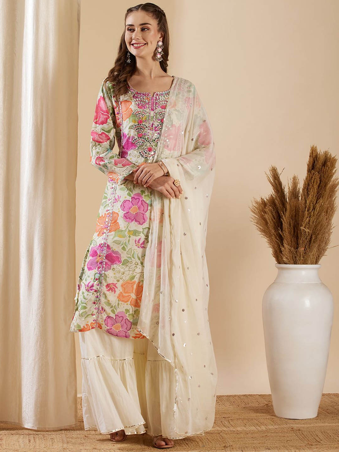 

FASHOR Floral Printed Sequinned Straight Kurta & Sharara With Dupatta, Green