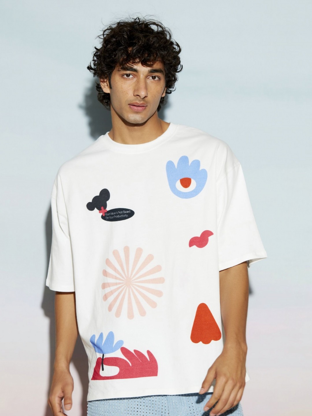

THE CLOTHING FACTORY Men Floral Printed Applique T-shirt, White