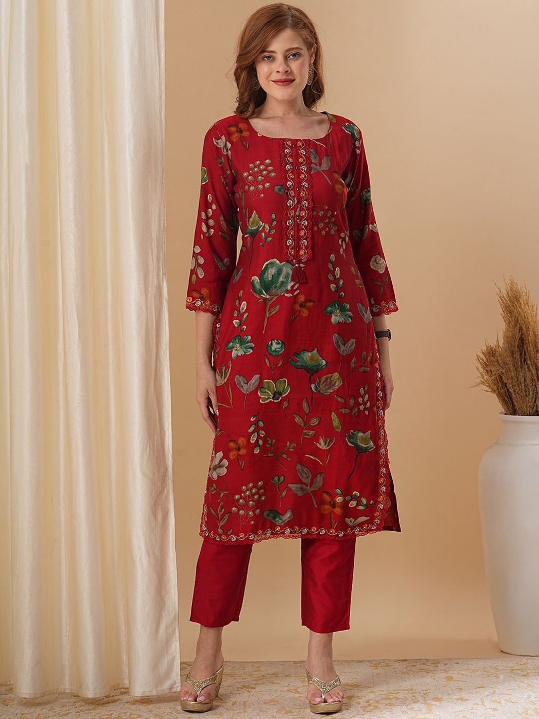 

FASHOR Floral Printed Thread Work Straight Kurta With Trouser, Red