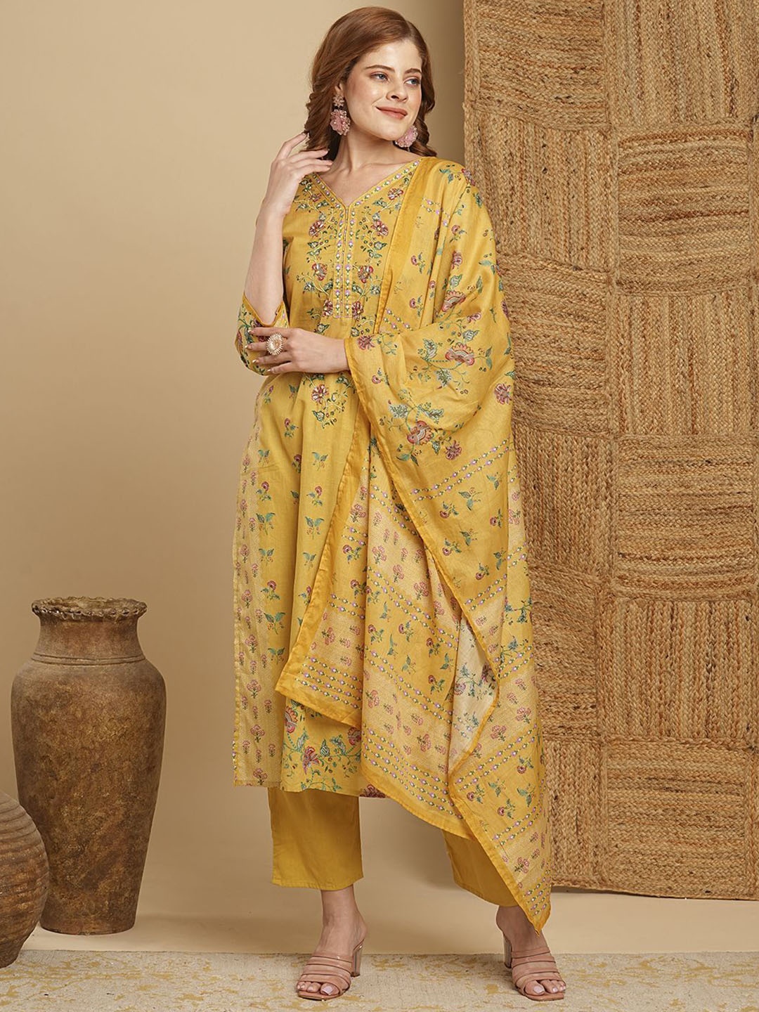 

FASHOR Floral Printed Regular Zardozi Pure Cotton Straight Kurta With Trousers & Dupatta, Yellow