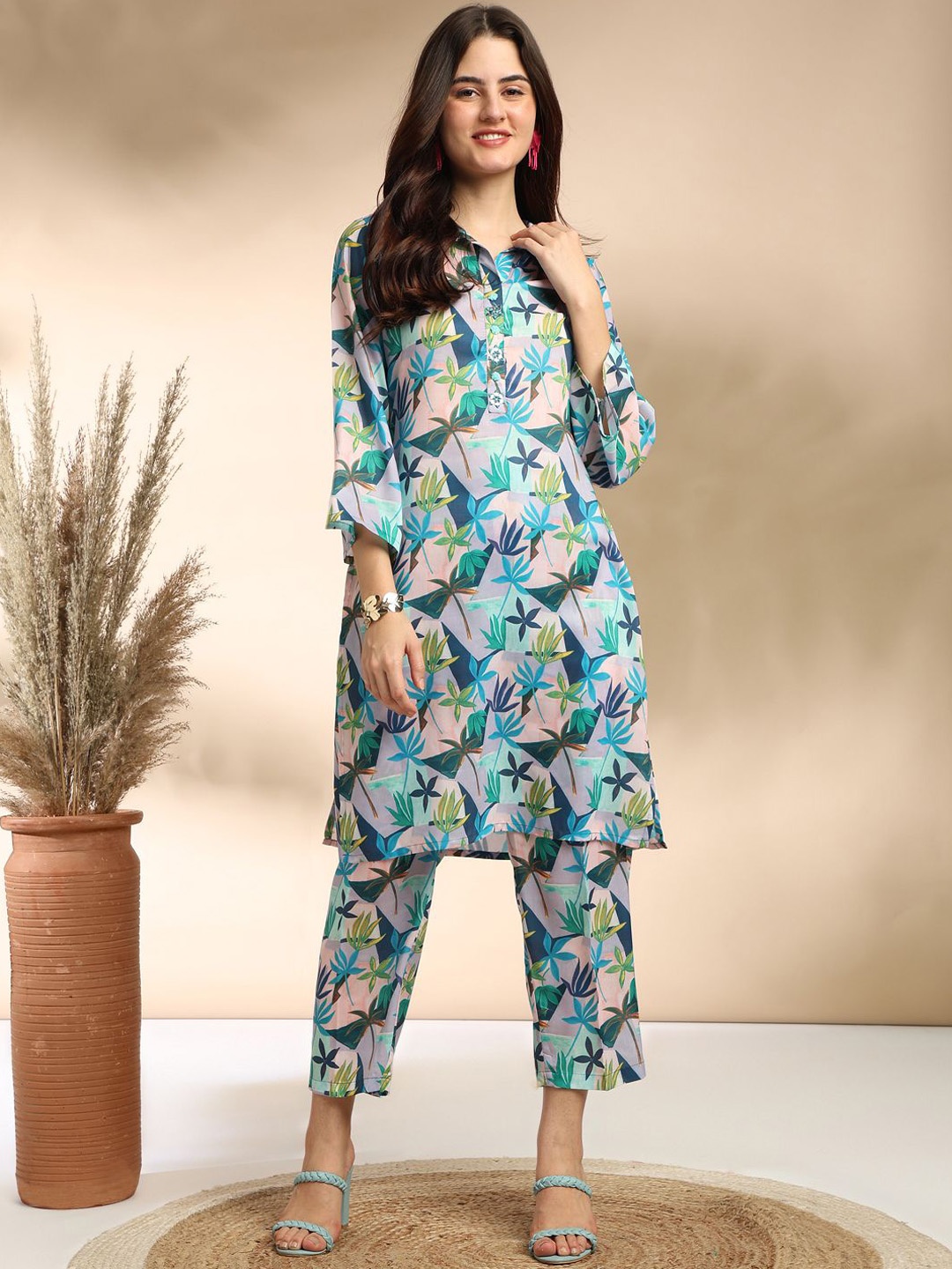 

J Turritopsis Printed Embroidered Top With Palazzo Co-Ords, Blue