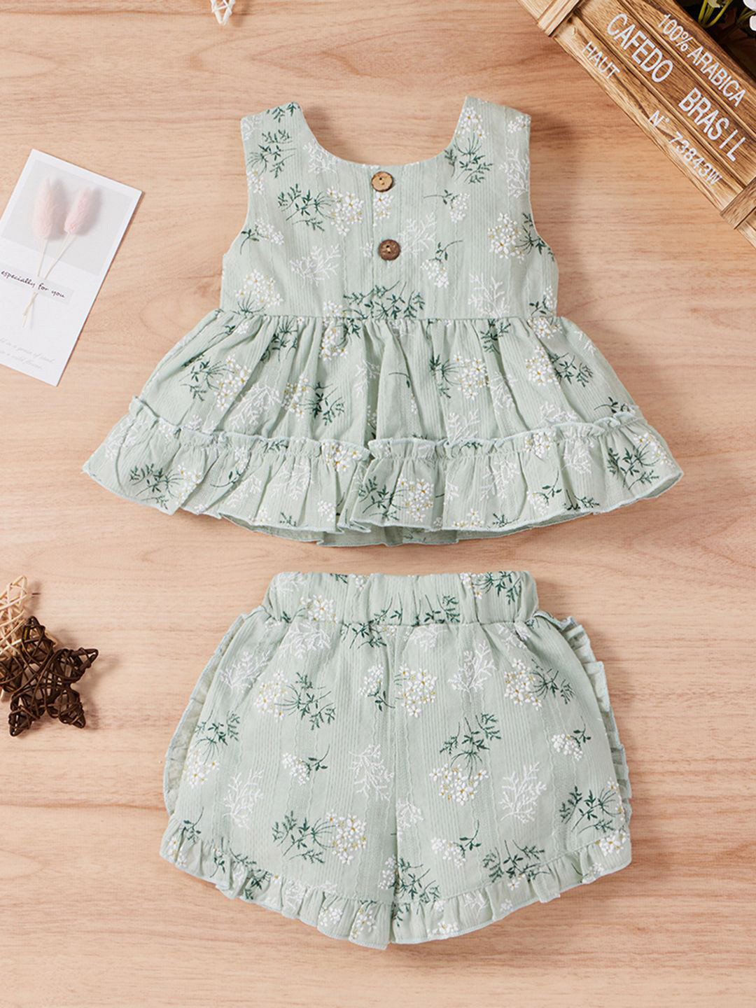

INCLUD Girls Printed Top With Shorts, Green