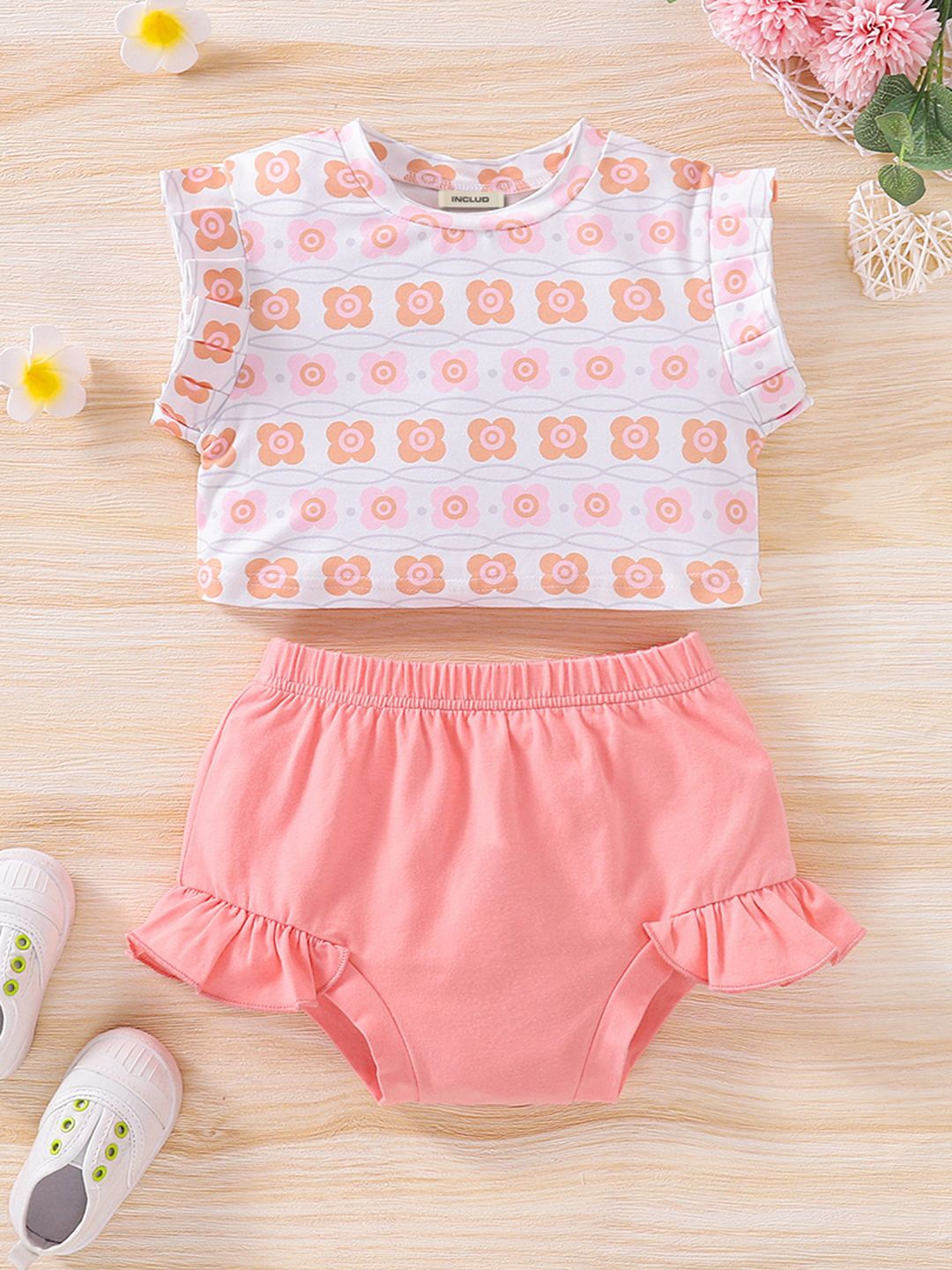 

INCLUD Girls Printed Top With Shorts, Pink