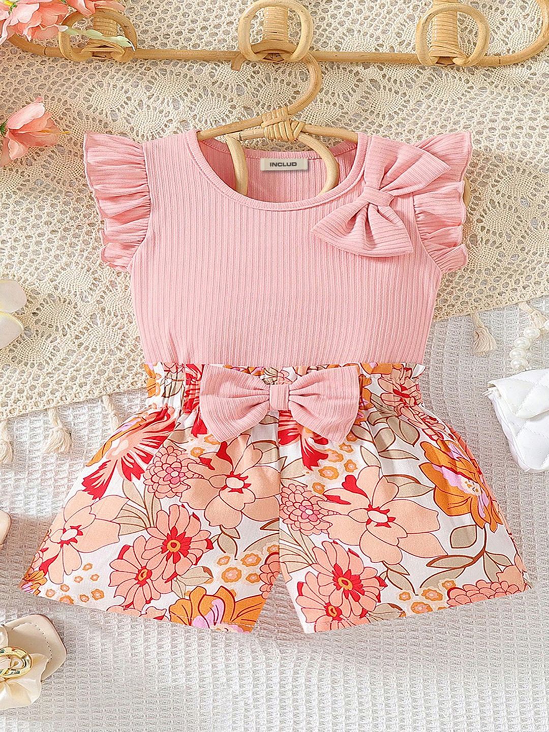 

INCLUD Girls Floral Printed Round Neck Flared Sleeve Top With Short, Pink