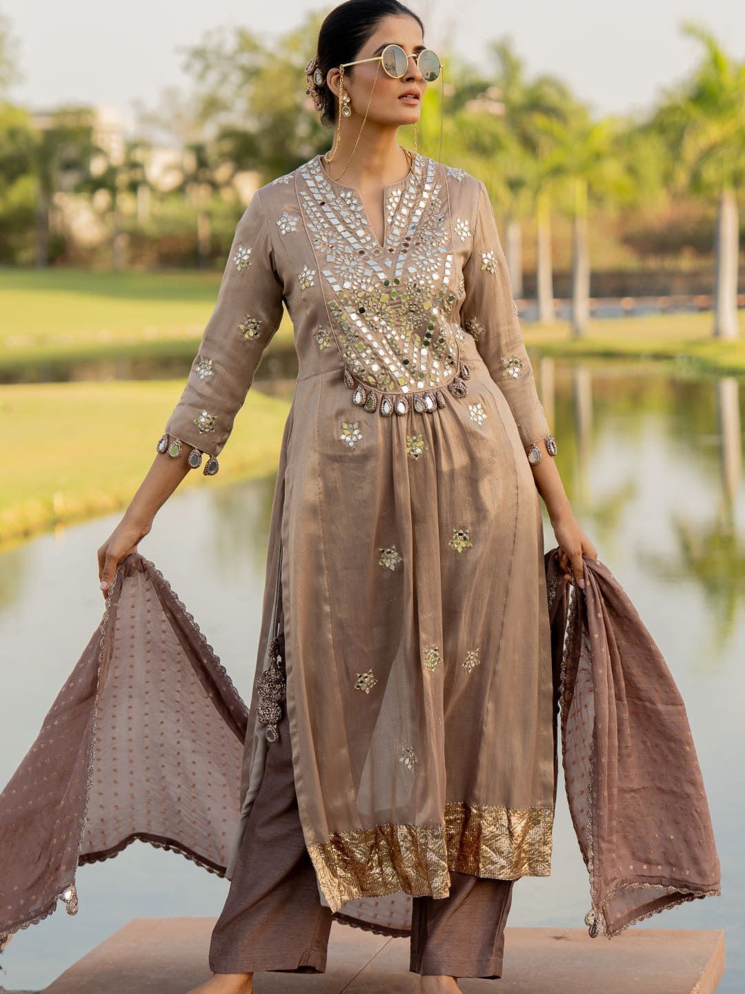 

Nikita Vishakha Floral Embroidered Regular Mirror Work Kurta With Trousers & Dupatta, Mauve