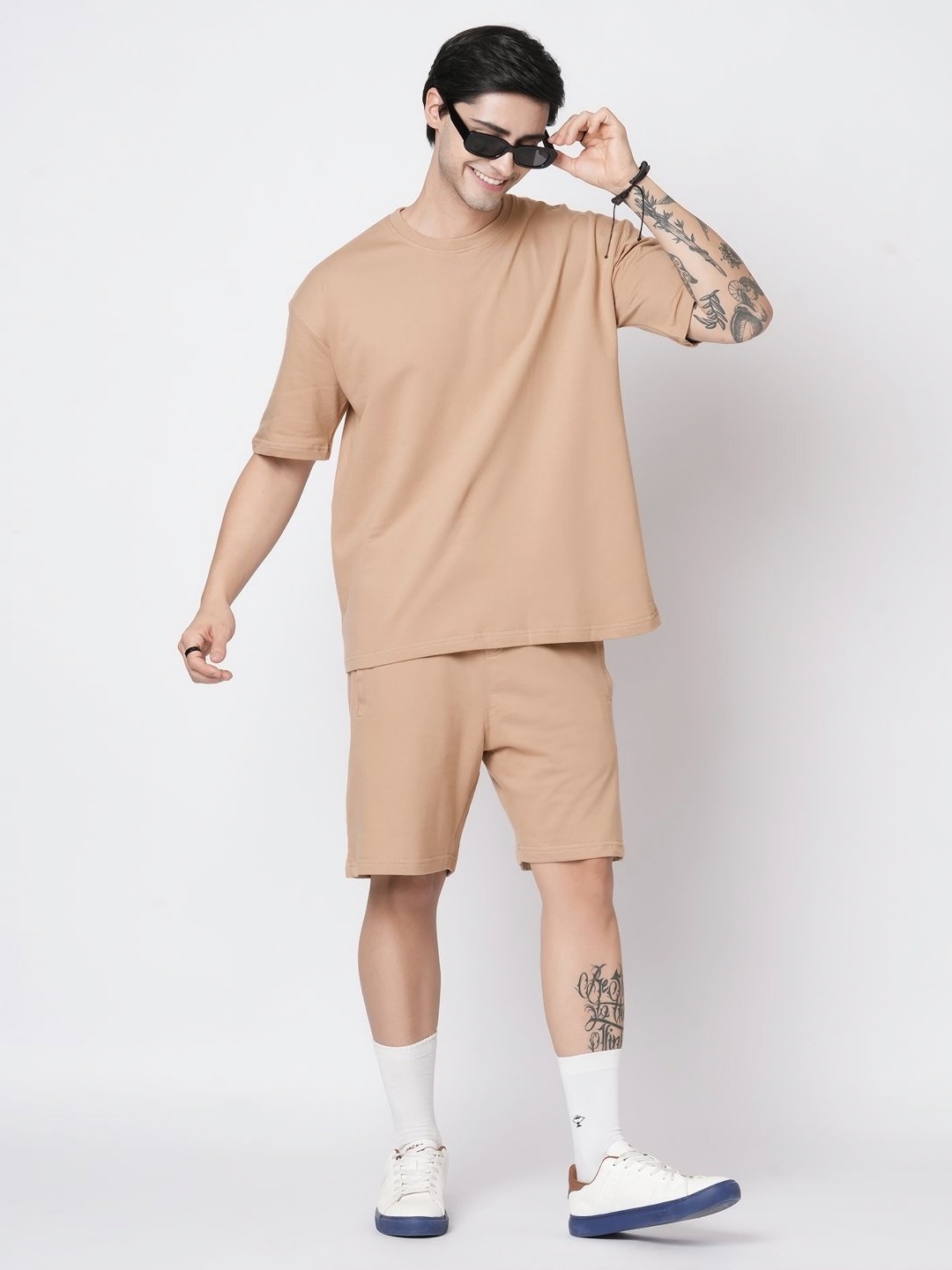 THE DAILY OUTFITS Men Pure Cotton Round Neck Solid Oversized T-shirt, Beige