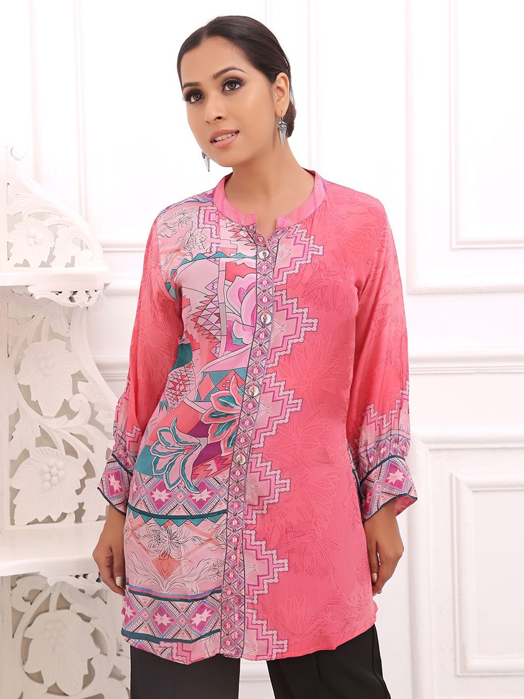 

Kaftanize Mandarin Collar Printed Tunic, Pink