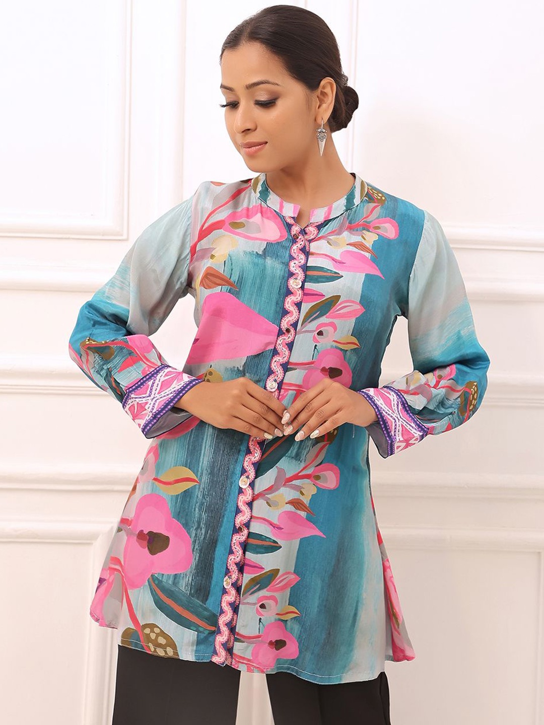 

Kaftanize Mandarin Collar Printed Tunic, Blue