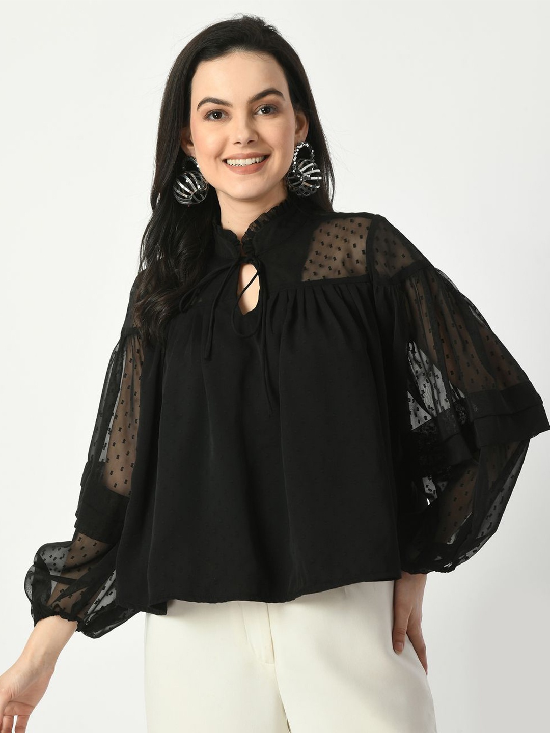 

Tushita Key hole neck Top, Black