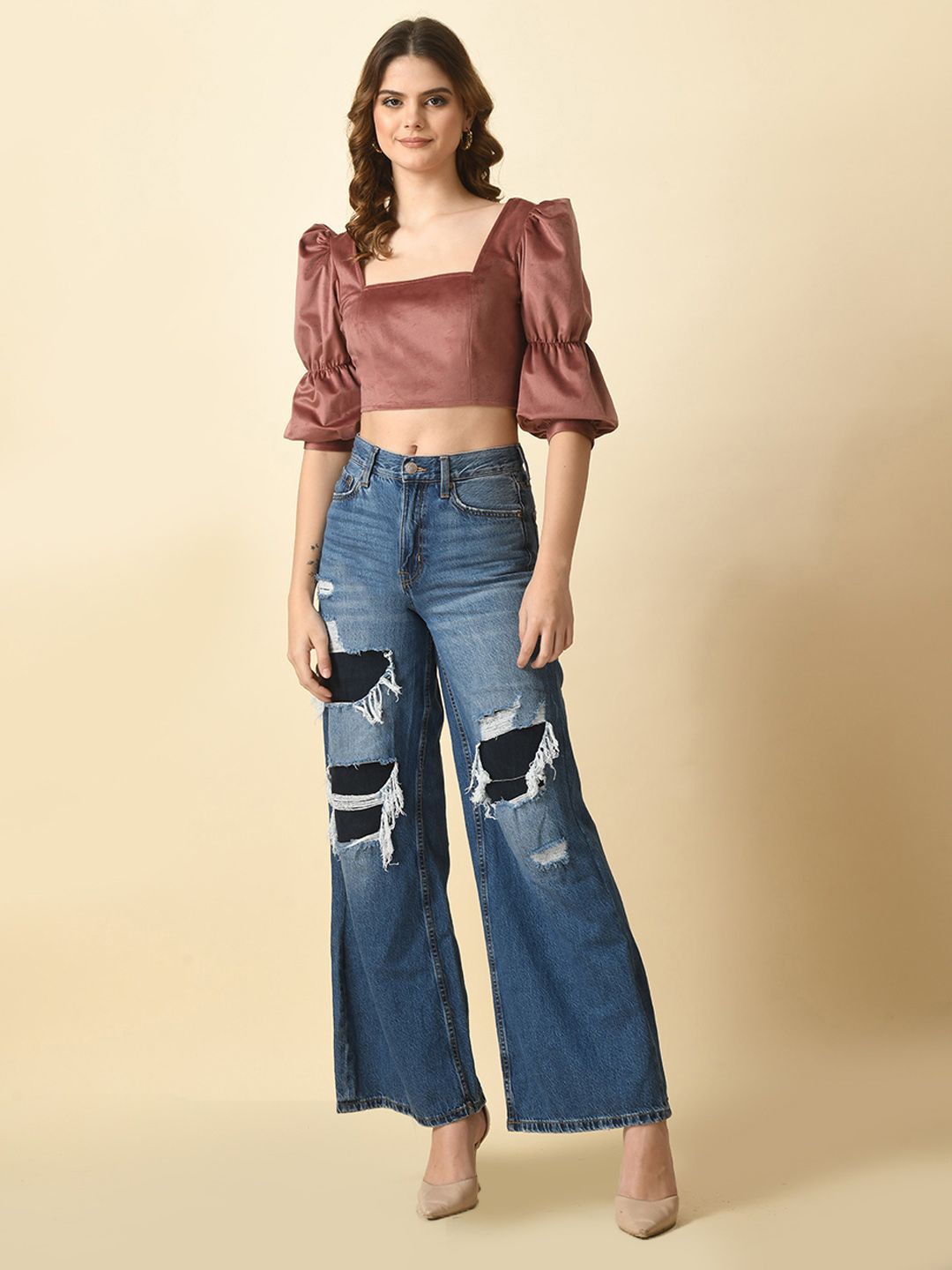 

Tushita Puff Sleeve Velvet Crop Top, Pink