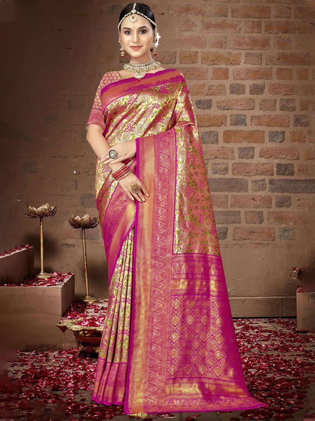 

SANGAM PRINTS Ethnic Motif Zari Wonen Tussar Saree, Pink