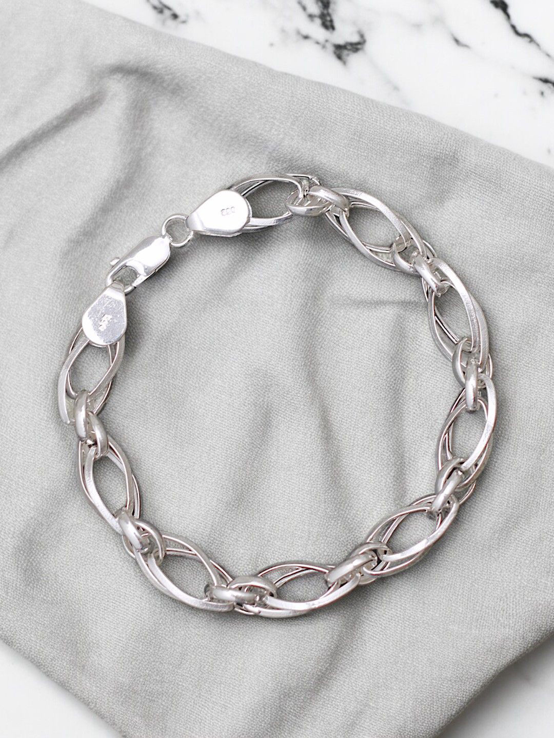 

Taraash Men 925 Sterling Silver Link Bracelet