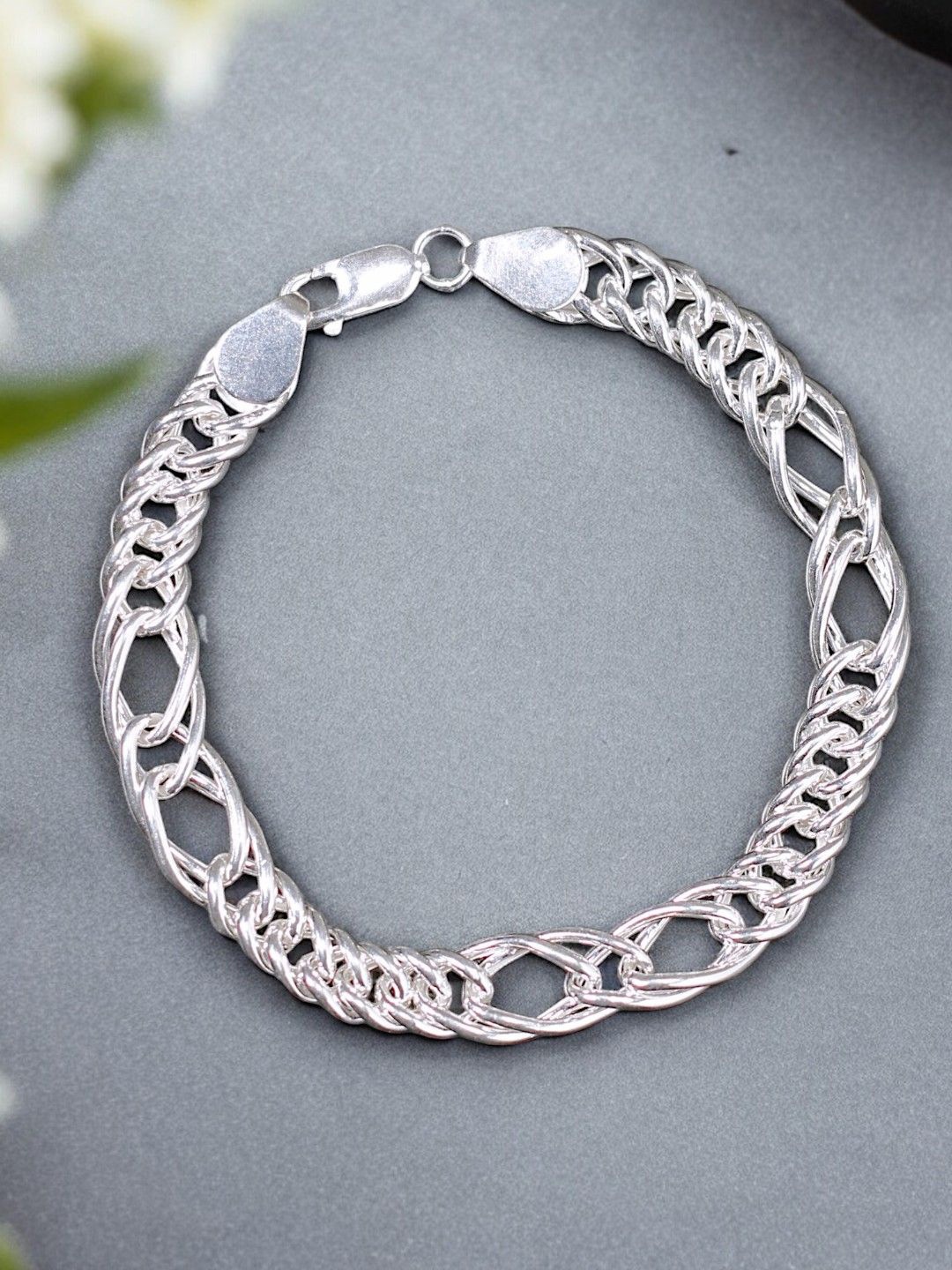 

Taraash Men 925 Sterling Silver Link Bracelet