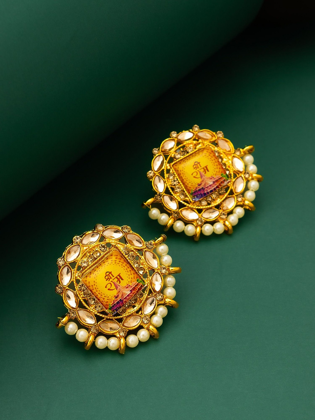 

aadita Gold-Plated Geometric Stud Earrings
