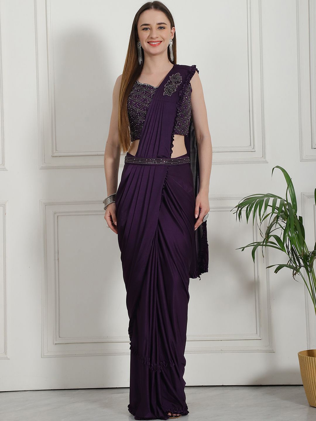 

Mitera Ready to Wear Solid Saree, Purple