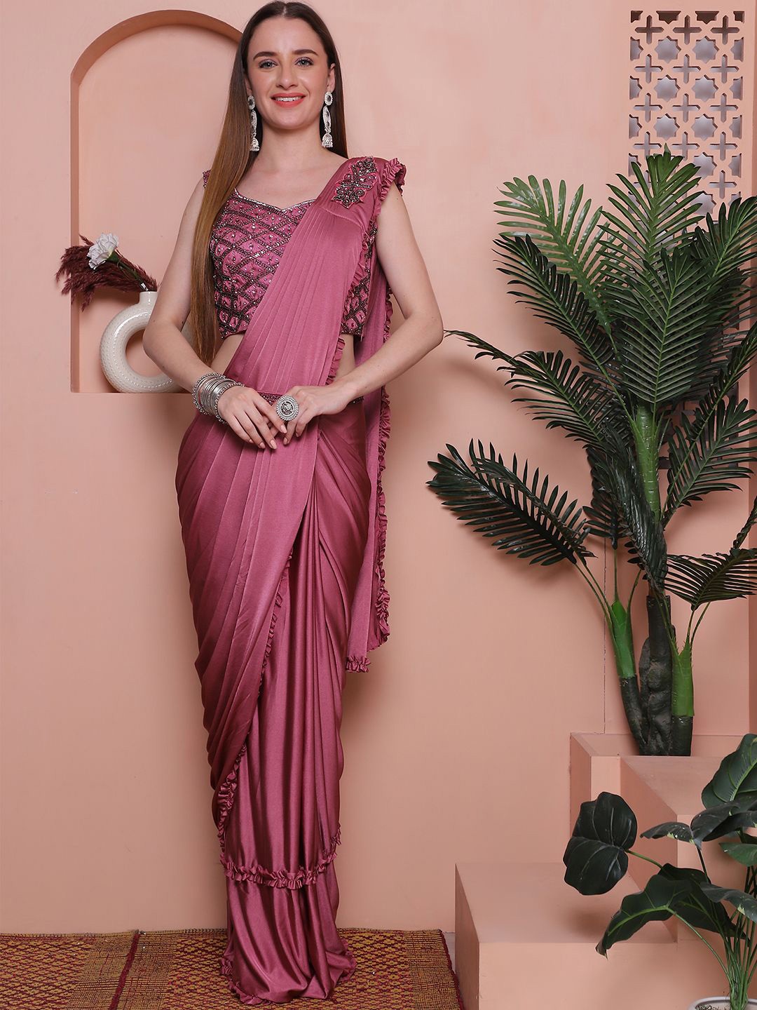

Mitera Ready to Wear Saree, Mauve