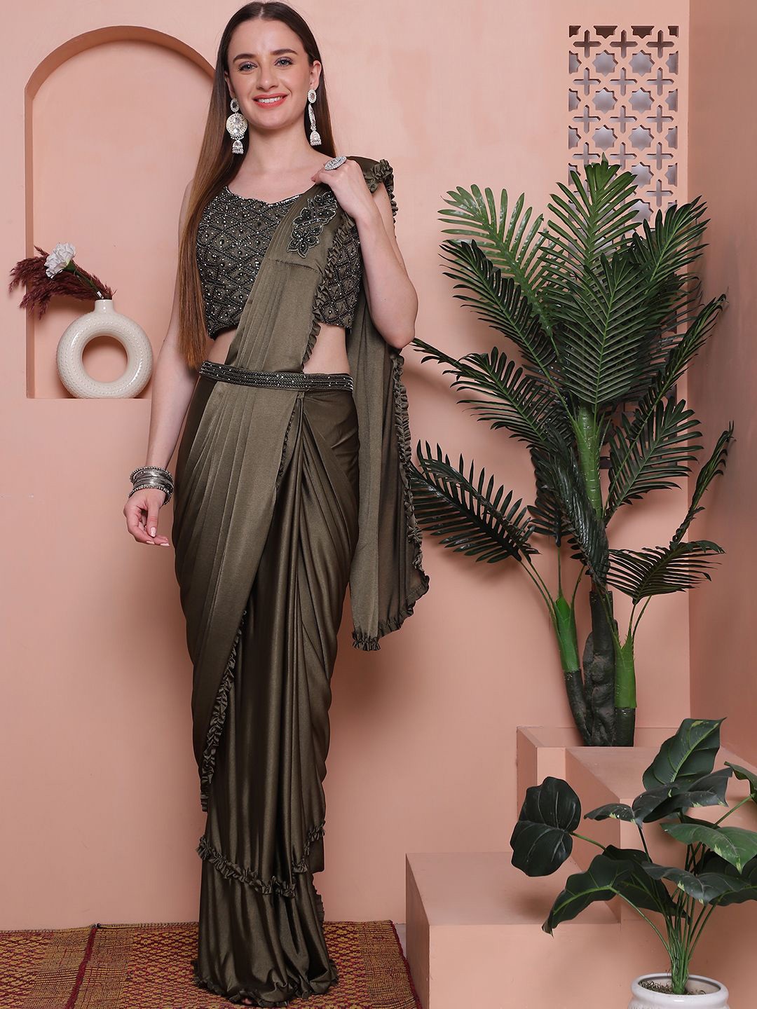 

Mitera Ready to Wear Saree, Green