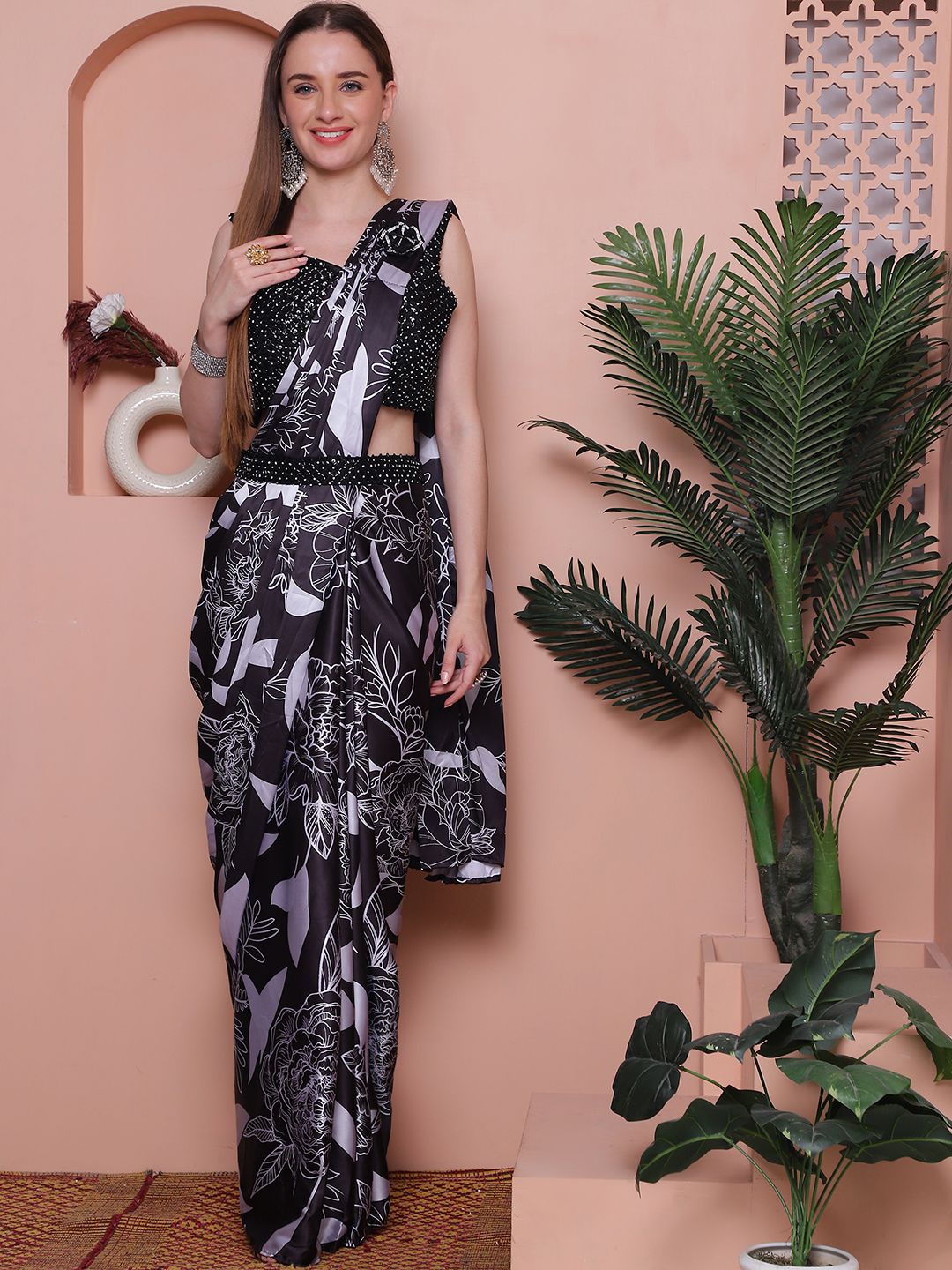 

Mitera Floral Ready to Wear Saree, Black