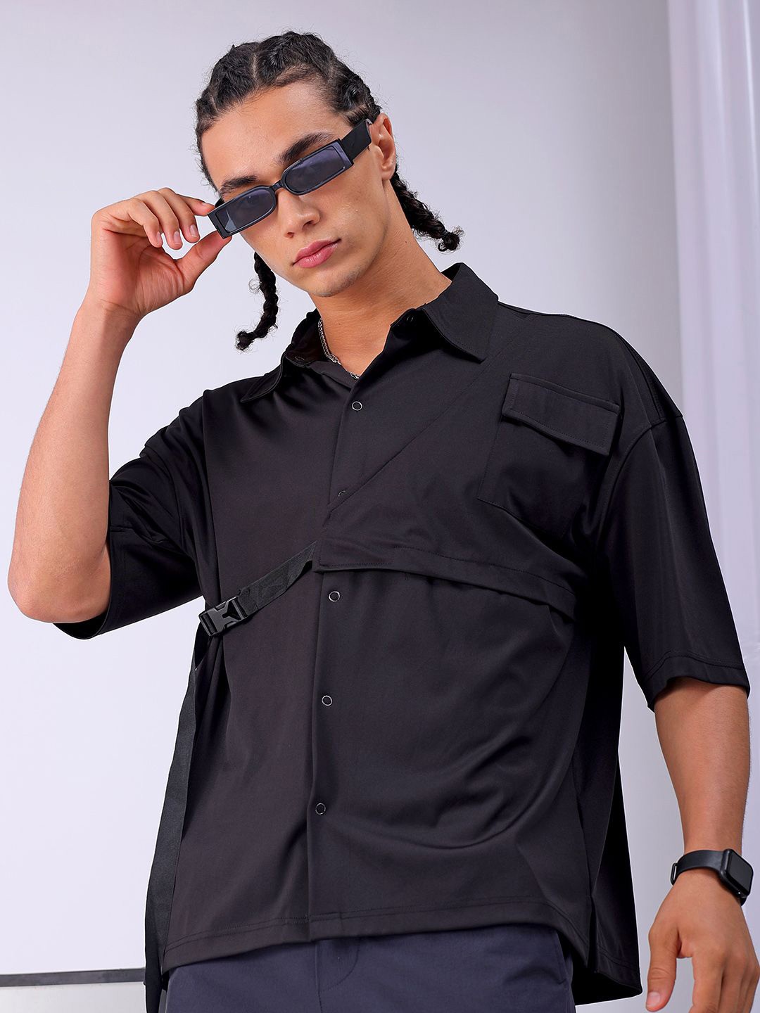 

The Indian Garage Co Men Boxy Opaque Casual Shirt, Black