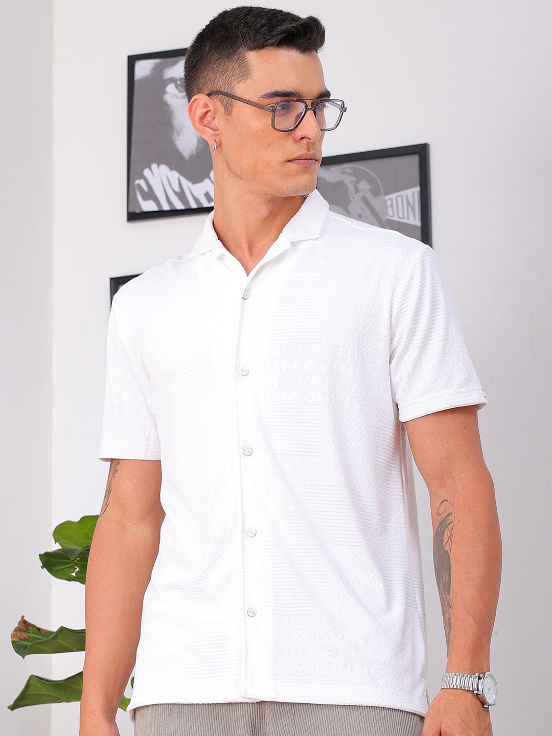 

The Indian Garage Co Men Slim Fit Textured Terry Knit Resortwear Shirt, White