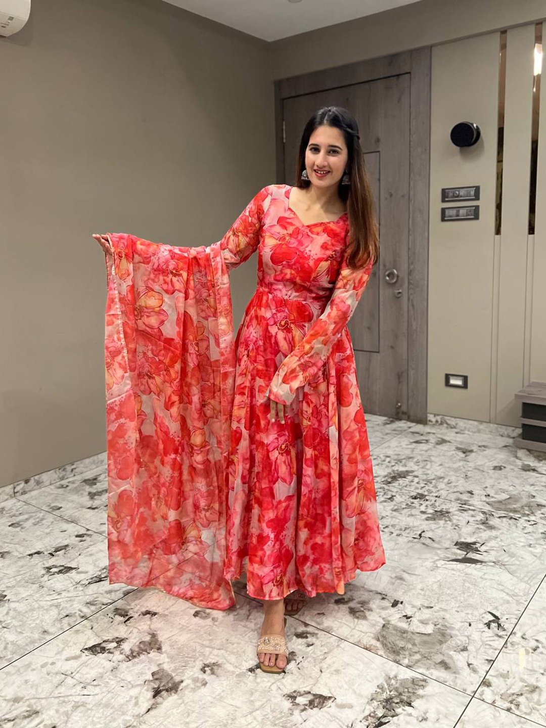 

Fashionuma Floral Printed Empire Kurta with Trousers & With Dupatta, Pink