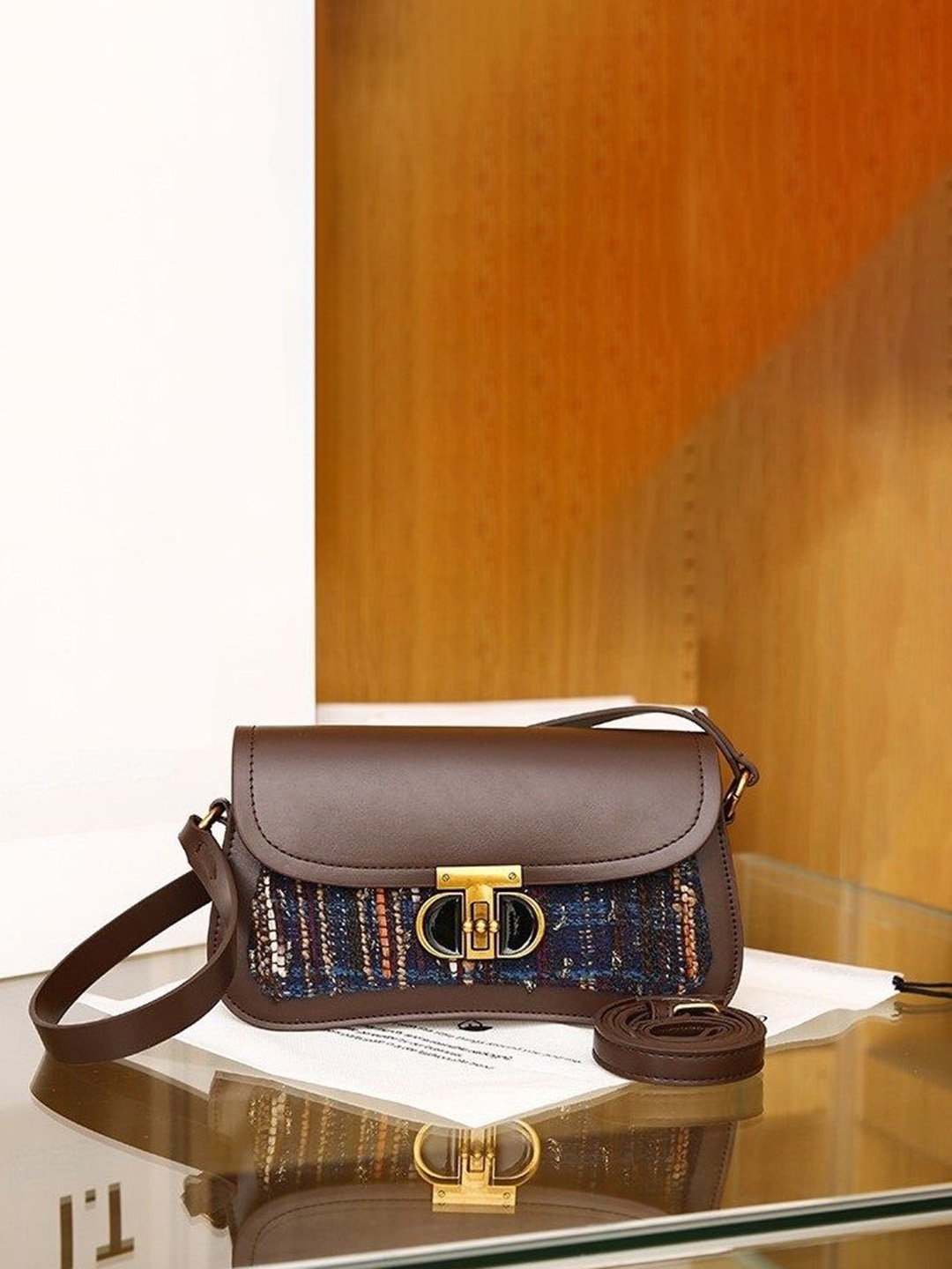 

Diva Dale Women PU Structured Handheld Bag, Brown
