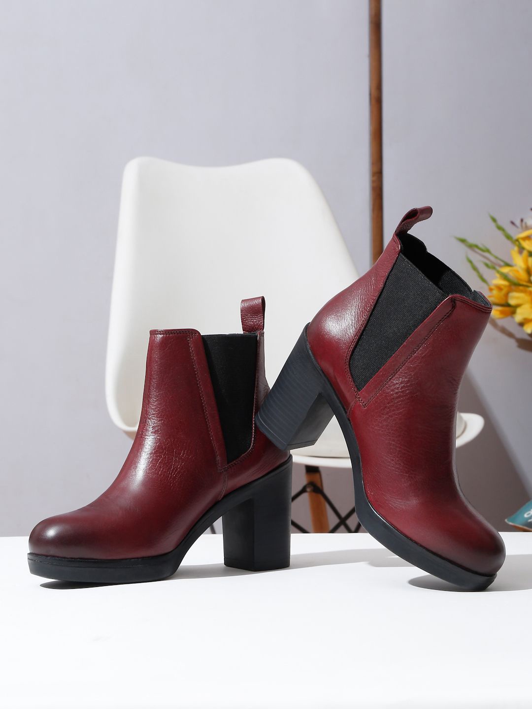 

Teakwood Leathers Women Block-Heeled Chelsea Boots, Burgundy