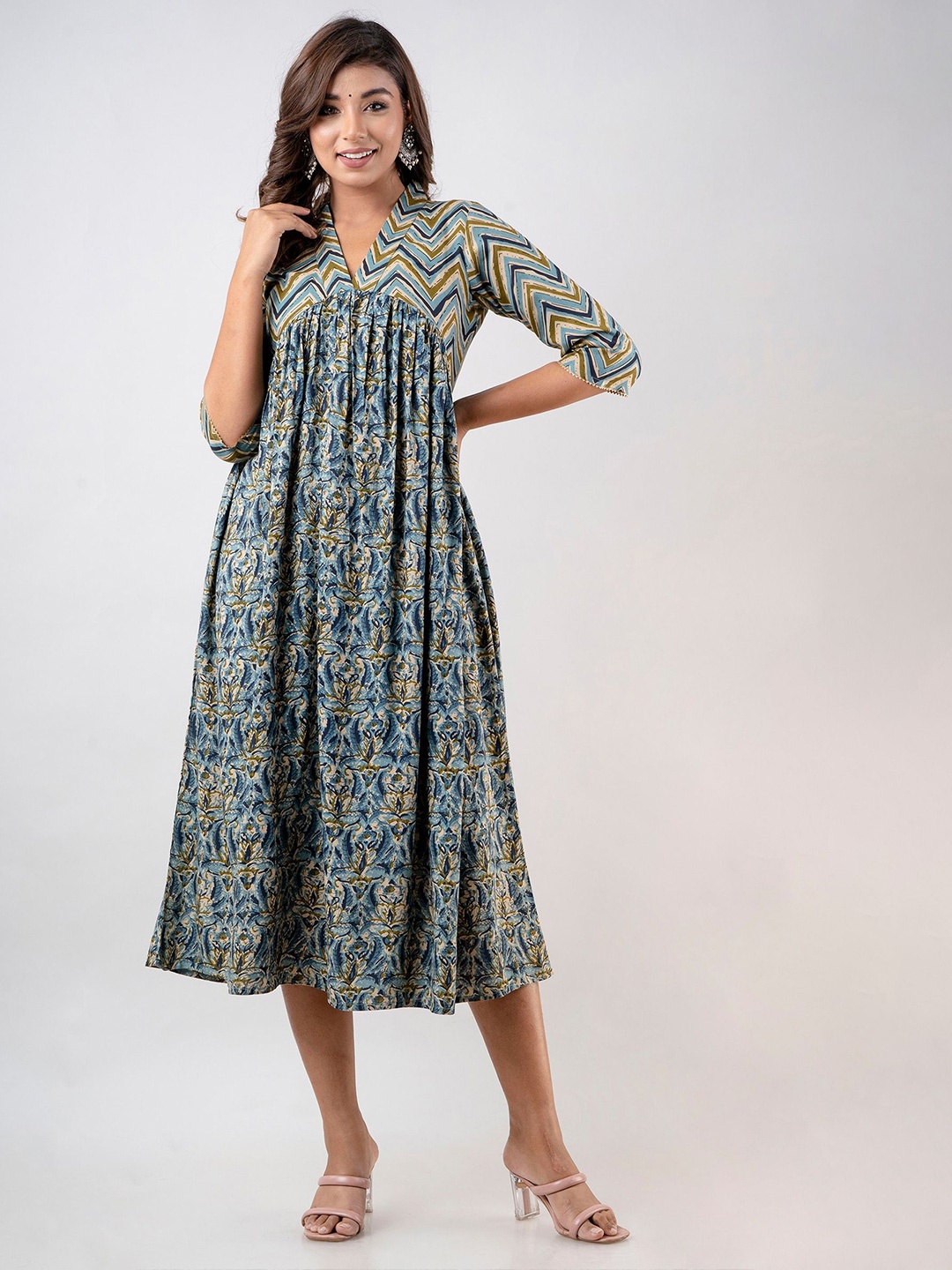 

INDIANIC Ethnic Motifs Printed A-Line Ethnic Dress, Green