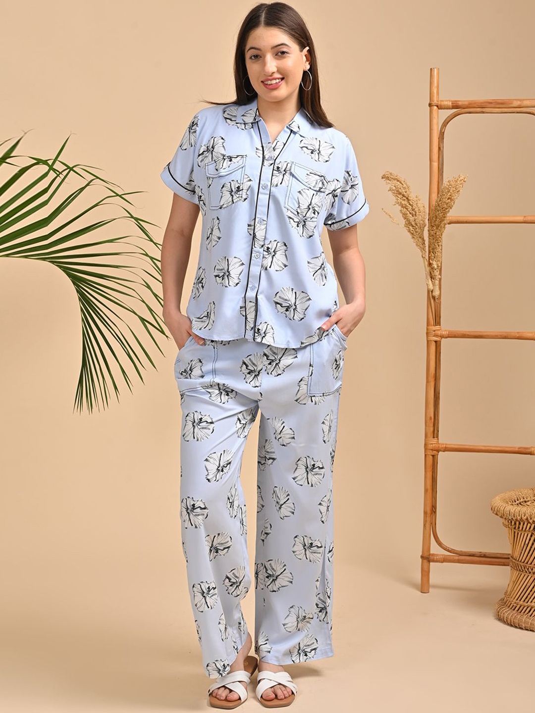 

GOLDSTROMS Floral Printed Shirt & Pyjamas, Blue