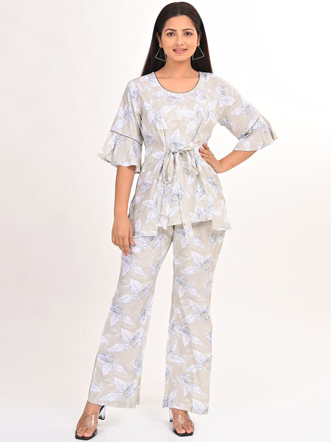 

GOLDSTROMS Floral Printed Top & Pyjamas, Beige