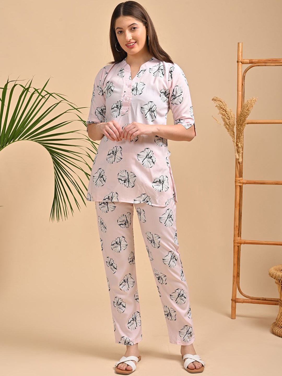 

GOLDSTROMS Printed Top With Trousers Co-Ords, Pink